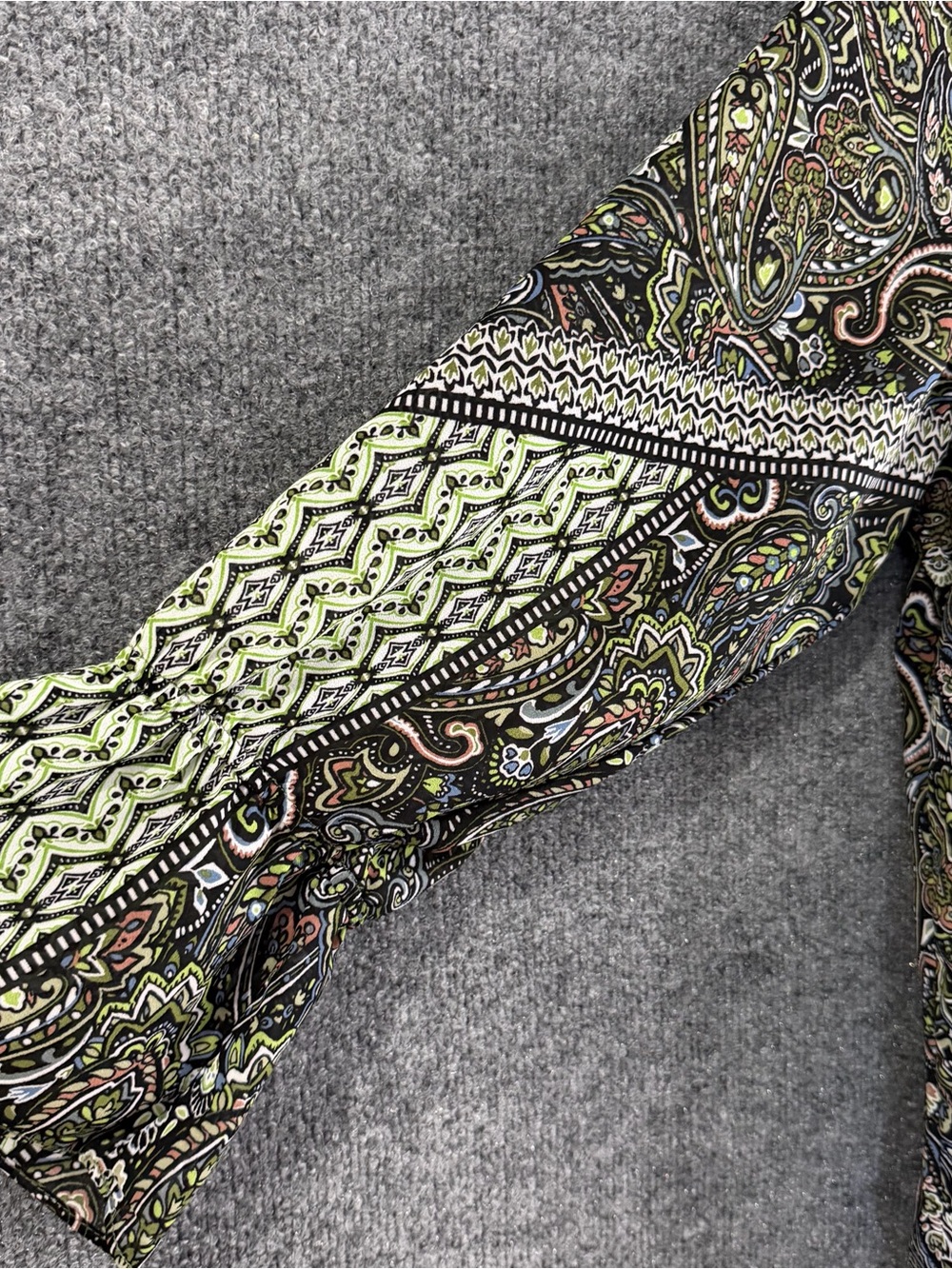 Belle Kim Gravel Womens 3X Boho Top Green Paisley Long Sleeve Office Casual - Picture 4 of 8